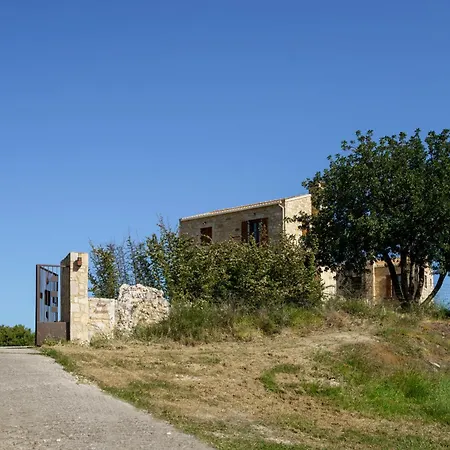 Villa Arodamos With A Pool, Children's Games, And Bbq, Perfect For 23 People! Skouloufia