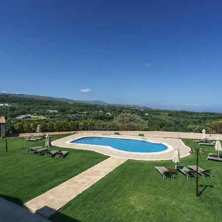 Arodamos With A Pool, Children's Games, And Bbq, Perfect For 23 People!