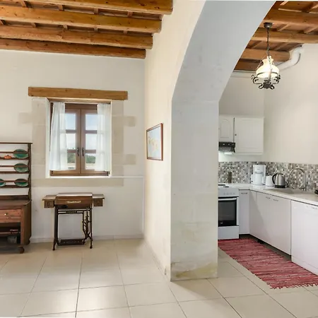 Arodamos With A Pool, Children's Games, And Bbq, Perfect For 23 People! Villa *