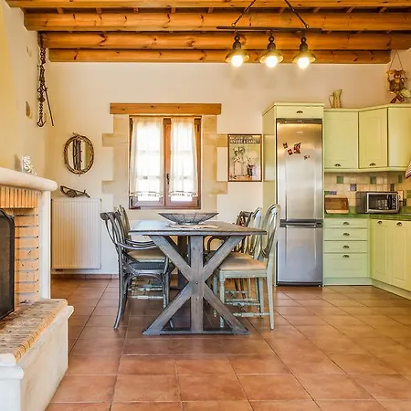 Arodamos With A Pool, Children's Games, And Bbq, Perfect For 23 People! Skouloufia