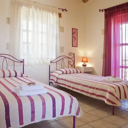 Villa Arodamos With A Pool, Children's Games, And Bbq, Perfect For 23 People!